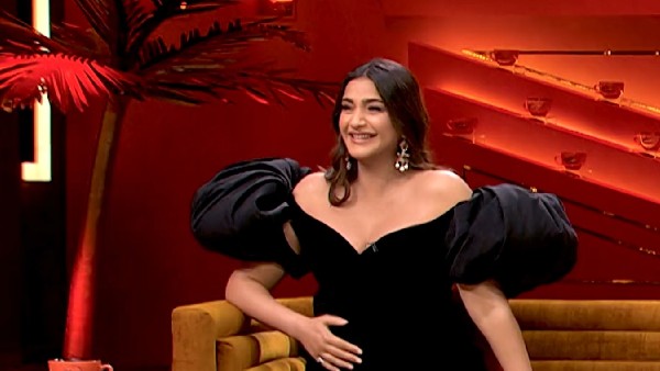 एयरपोर्ट लुक पर हैरान