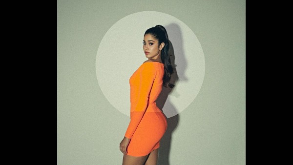 जाह्नवी के हैं करोड़ों फैंस