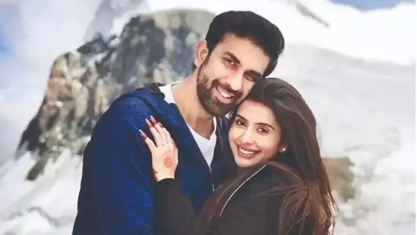 खुद की स्टार्स ने पुष्टि