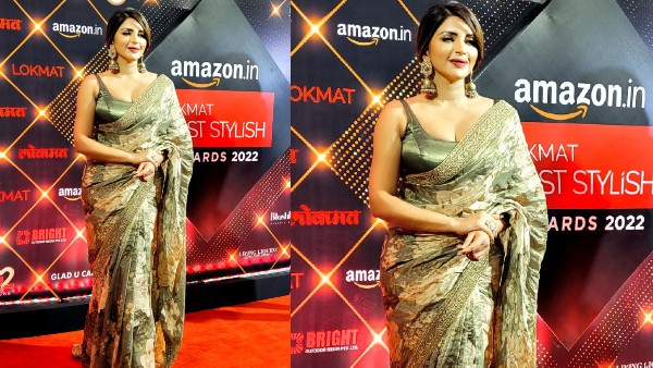 शानदार है रेड कार्पेट लुक