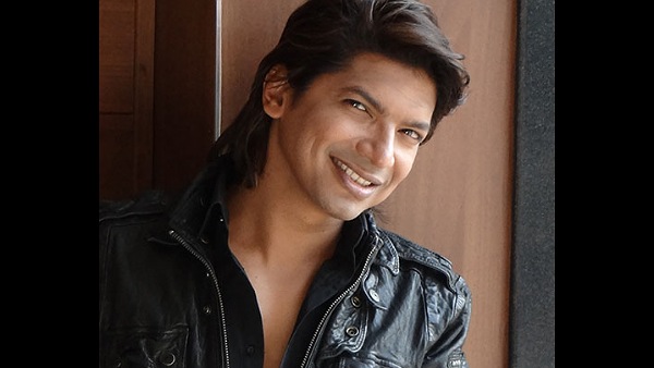 कई भाषाओं में गानों को दी अपनी आवाज : कई भाषाओं में गानों को दी अपनी आवाज :