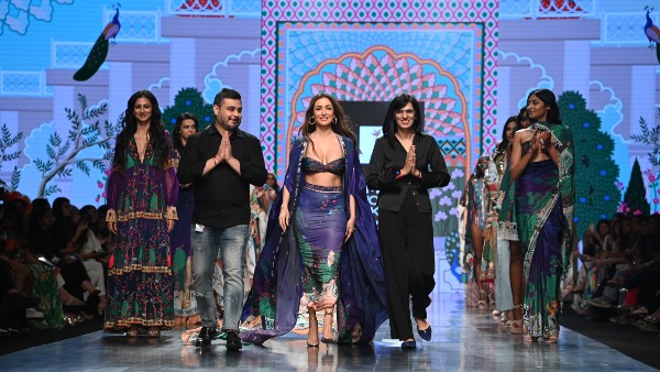 Malaika Arora at Lakme Fashion Week