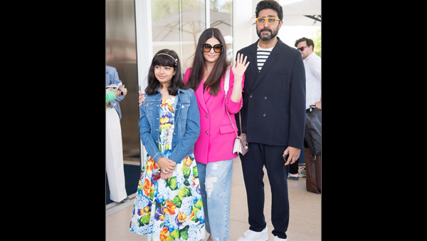 पोज करने में मां को देती है कड़ी टक्कर :