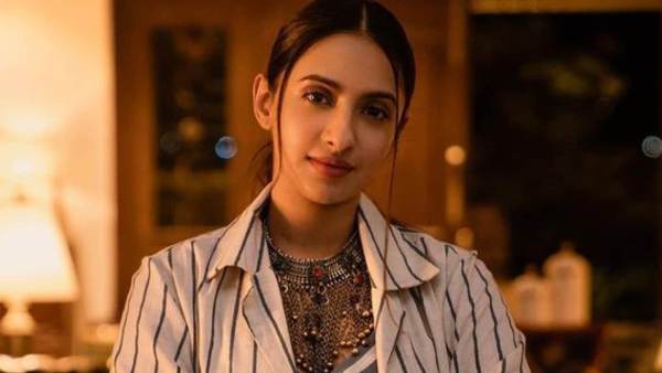 Q. स्क्रिप्ट की या अपने किरदार की किस बात ने आकर्षित किया था?