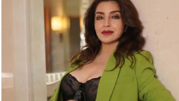 सोशल मीडिया पर खूब एक्टिव रहती हैं टिस्का चोपड़ा 