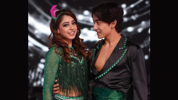 डांस भी नीति नहीं कर सकती