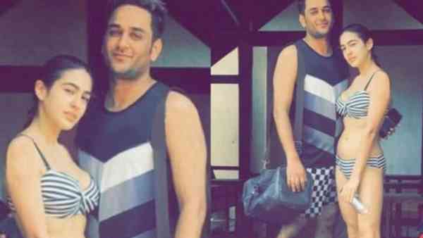 पहली वायरल Bikini Pic