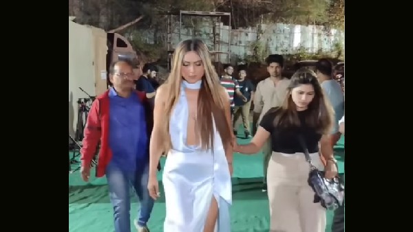 निया शर्मा