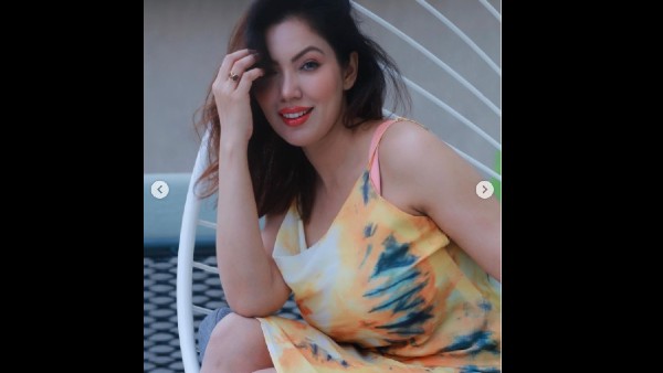 कैमरे के पीछे से ऐसी हरकत