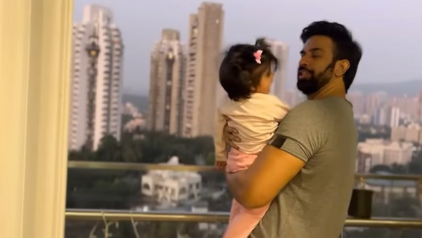 साथ में नजर आए सभी