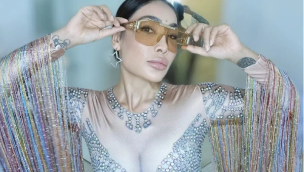 इंटरनेट सेंसेशन हैं सोफिया