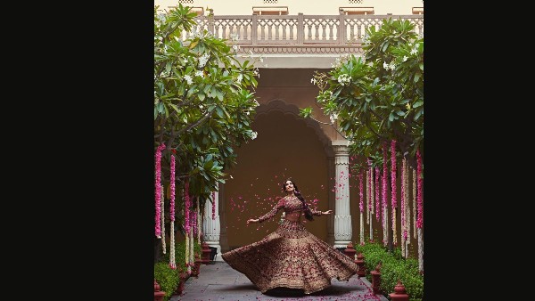 पर्दे में रहने दो...