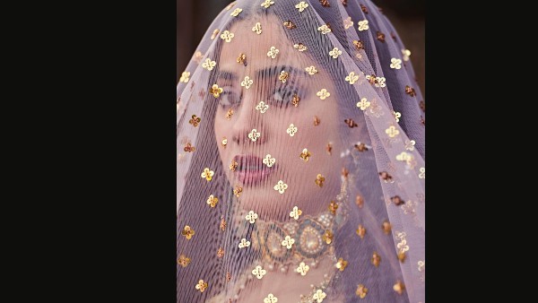 अदाएं और नजाकत