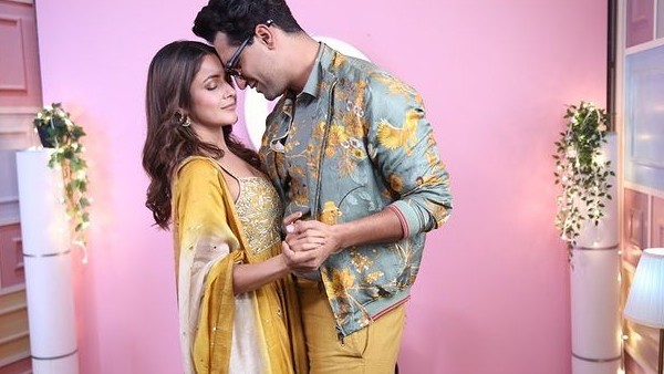 शहनाज गिल और विकी कौशल की रोमांटिक फोटो