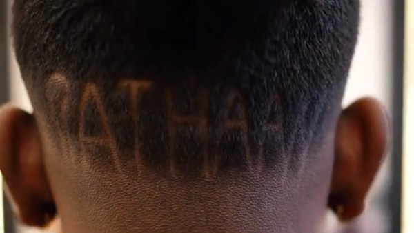 SRK यूनिवर्स ने बनाया 20 फिट का पोस्टर : 