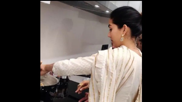 कई सालों पहले ही फाइनल हुई थी डील :