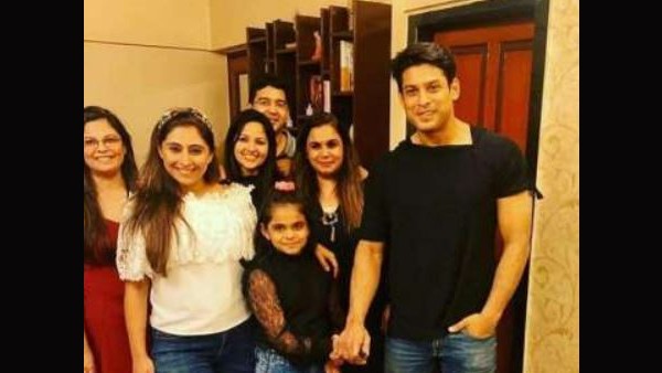 सिद्धार्थ के परिवार को देखकर काफी खुशी सिद्धार्थ के परिवार को देखकर काफी खुशी