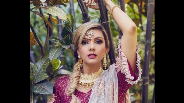 मैं उस समय 16 साल की लड़की थी मैं उस समय 16 साल की लड़की थी