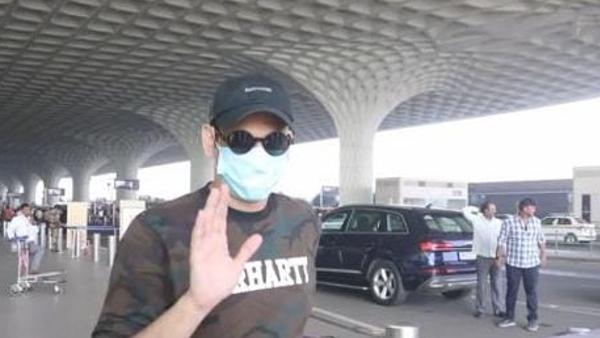 vijay-varma-and-tamannaah-bhatia-celebrates-new-year-together-in-goa-hugging-and-kissing-video-viral