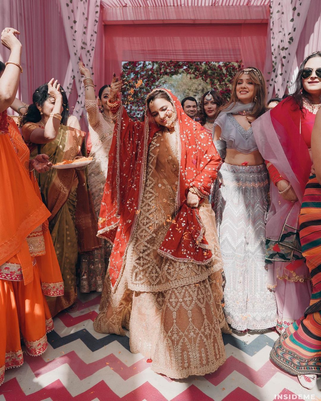 प्राइवेट रिलेशनशिप प्राइवेट रिलेशनशिप