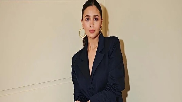 आलिया भट्ट :