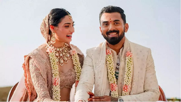 अथिया शेट्टी :