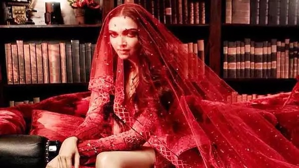 दीपिका पादुकोण : दीपिका पादुकोण :