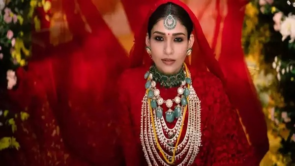 नयनतारा : नयनतारा :