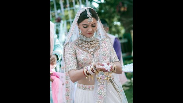  रुबीना दिलैक : 