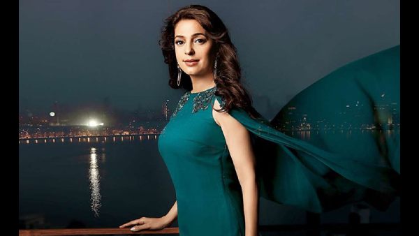 कियारा की फैमिली फ्रेंड हैं जूही चावला :