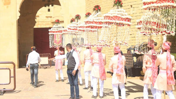 करण-शाहिद बनेंगे बाराती