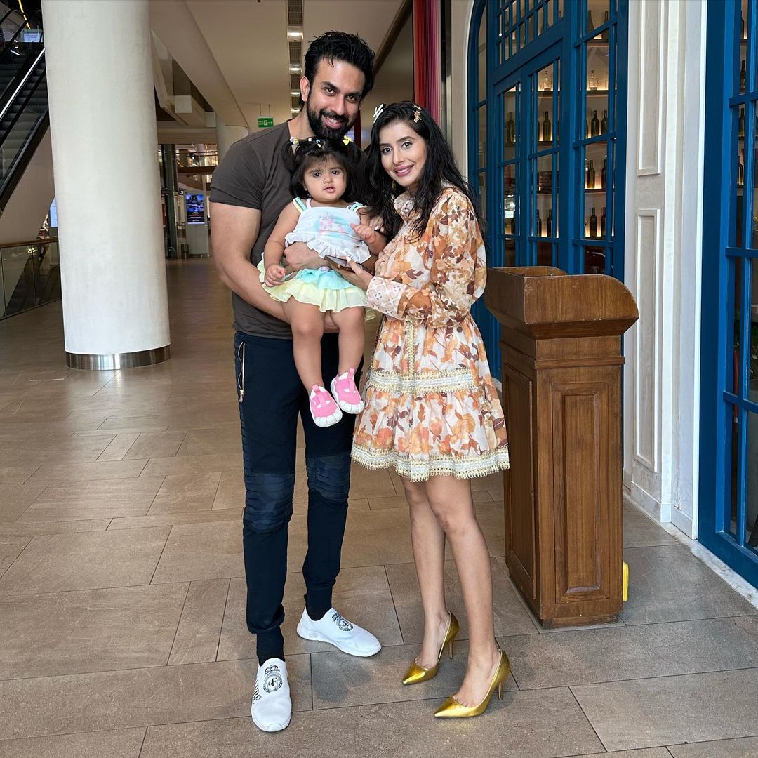 चारूर असोपा का बर्थडे चारूर असोपा का बर्थडे