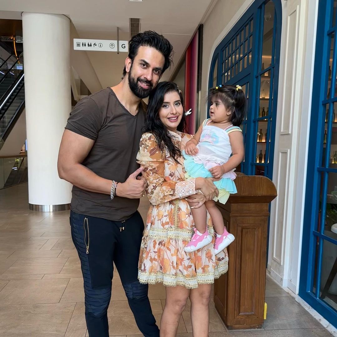 तलाक लेना चाहती हैं चारू तलाक लेना चाहती हैं चारू