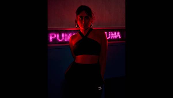 पोज..पोज..