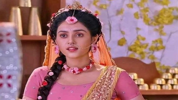 मल्लिका सिंह : मल्लिका सिंह :