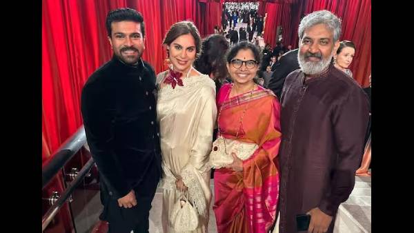 कैमरे को दिया पोज कैमरे को दिया पोज