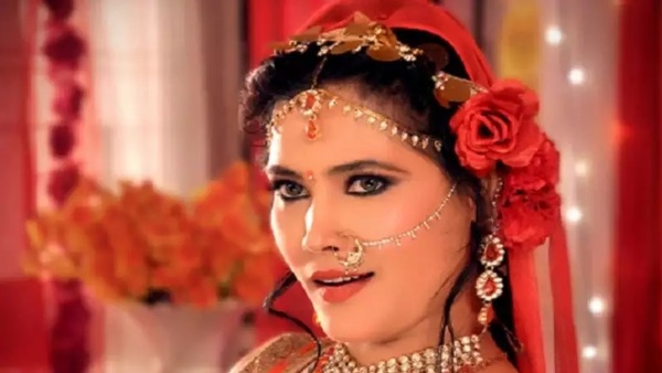 सीमा सिंह :