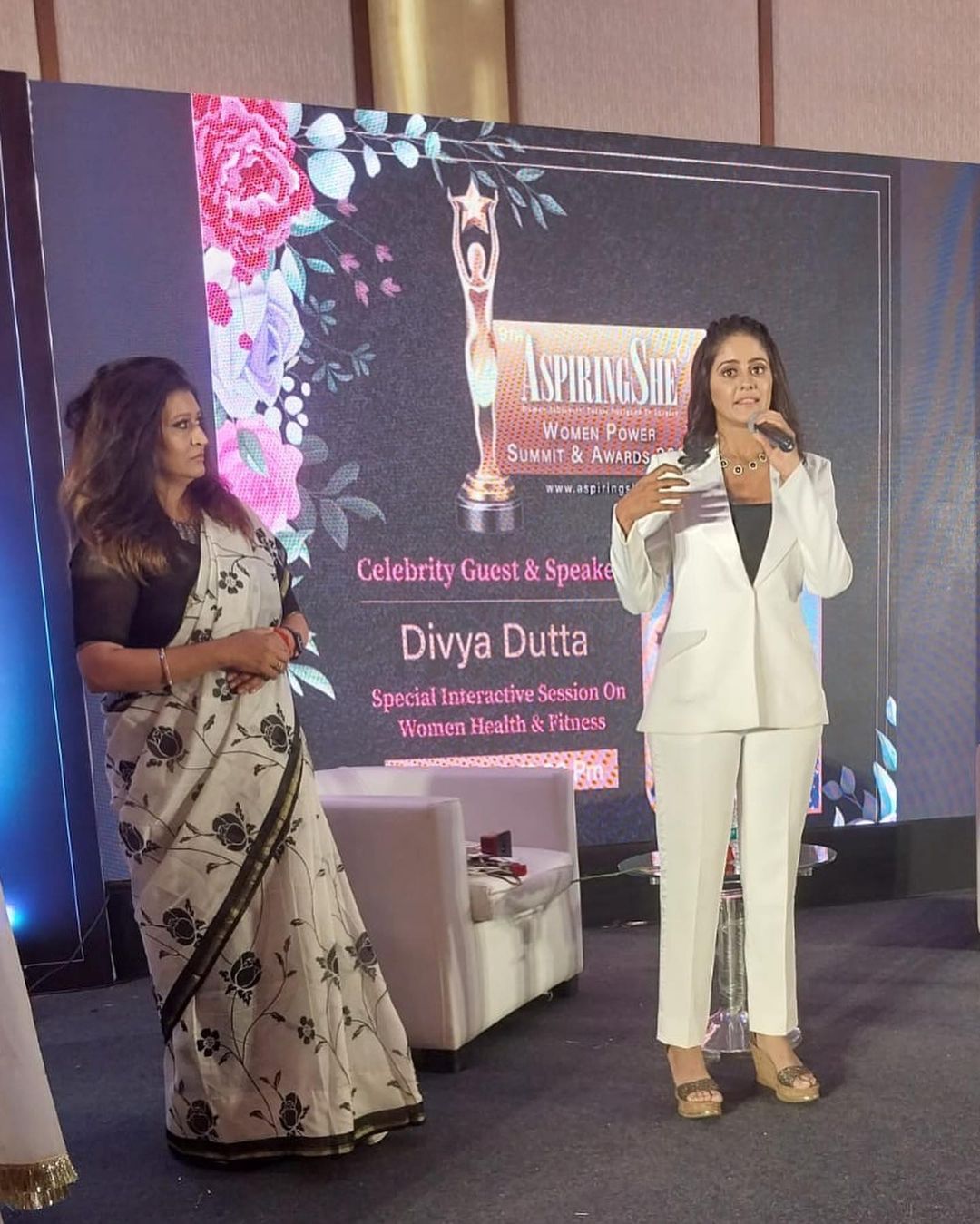 तीन सालों बाद मिला पहला अवॉर्ड