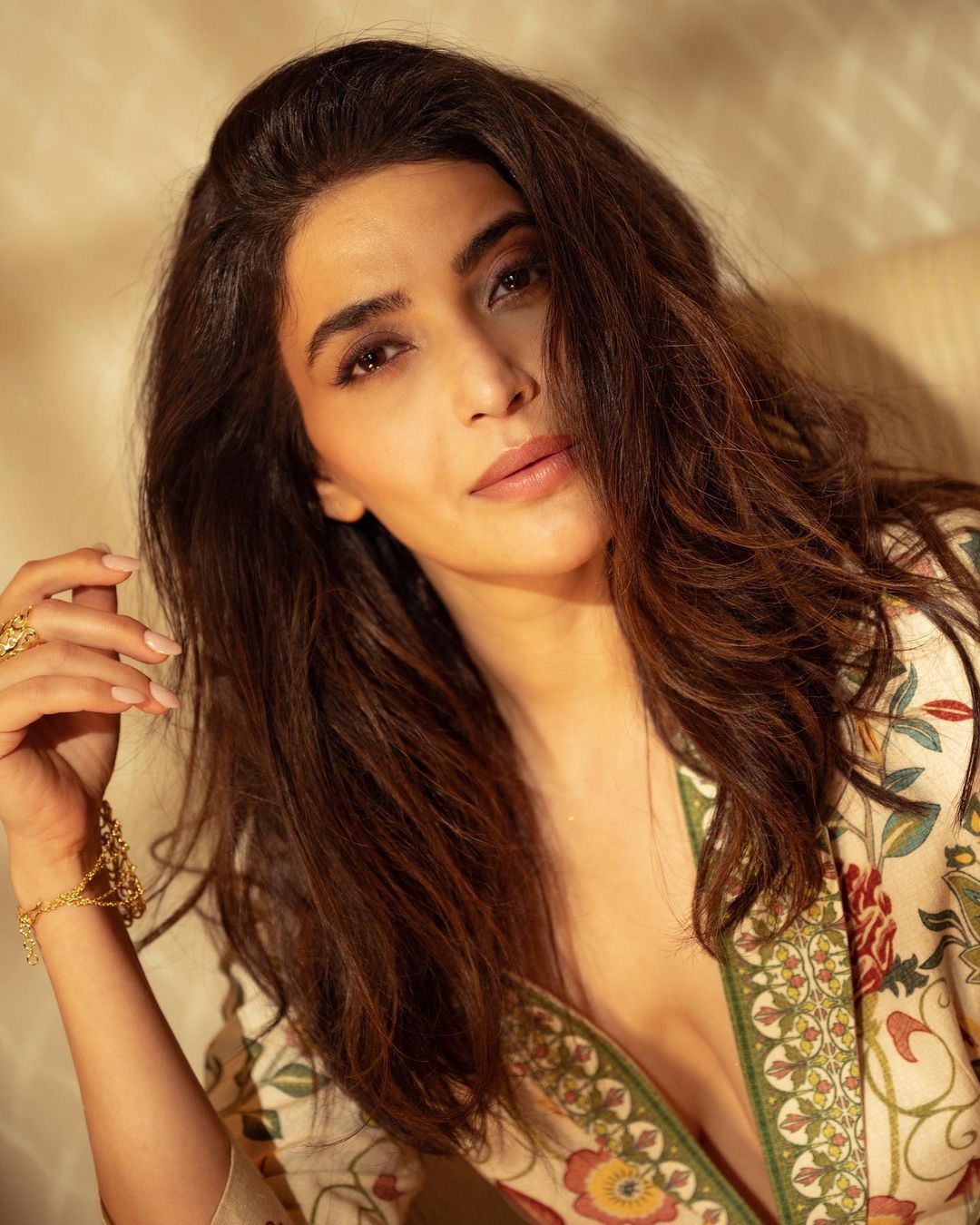 फैंस कर रहे तारीफ