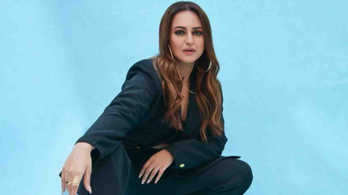 sonakshi-sinha-to-joins-bade-miyan-chote-miyan-shared-excitement-to-work-with-akshay-kumar-tiger sonakshi-sinha-to-joins-bade-miyan-chote-miyan-shared-excitement-to-work-with-akshay-kumar-tiger