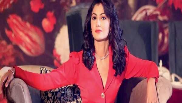 सृति झा : सृति झा :