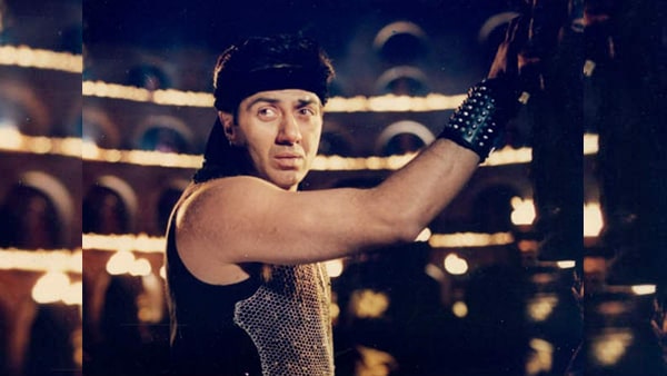 आतंकवादी बने थे सनी