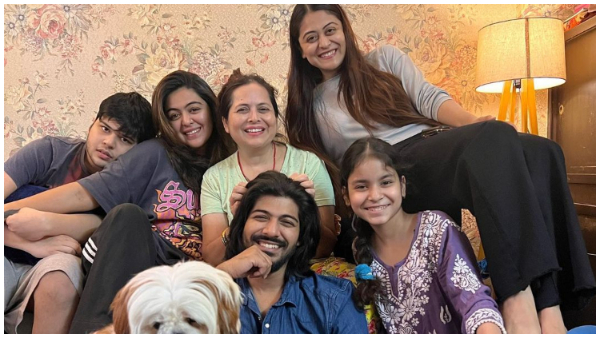 जेल से Sheezan Khan के लौटते ही बहन करेगी अपने हाथ पीले, गर्लफ्रेंड को आत्महत्या के लिए उकसाने का लगा था आरोप