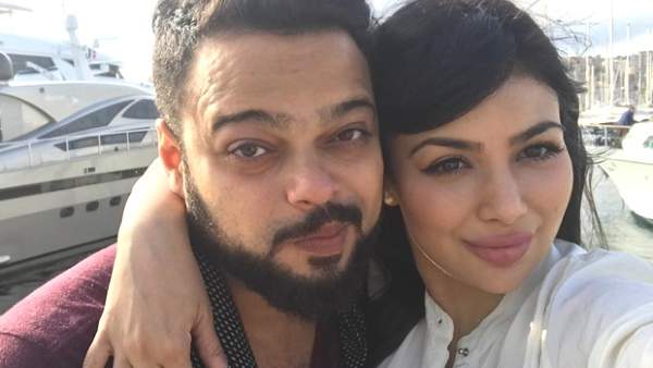 ayesha-takia-looks-unrecognizable-with-swollen-lips-face