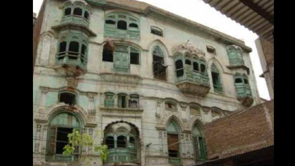 raj-kapoor-104-years-old-ancestral-haveli-in-peshawar-pakistan-which-they-left-after-1947-partition