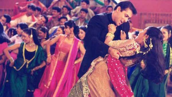 when-karan-johar-cried-inconsolably-because-of-salman-khan-during-shoot-of-kuch-kuch-hota-hai when-karan-johar-cried-inconsolably-because-of-salman-khan-during-shoot-of-kuch-kuch-hota-hai