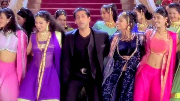 when-karan-johar-cried-inconsolably-because-of-salman-khan-during-shoot-of-kuch-kuch-hota-hai when-karan-johar-cried-inconsolably-because-of-salman-khan-during-shoot-of-kuch-kuch-hota-hai