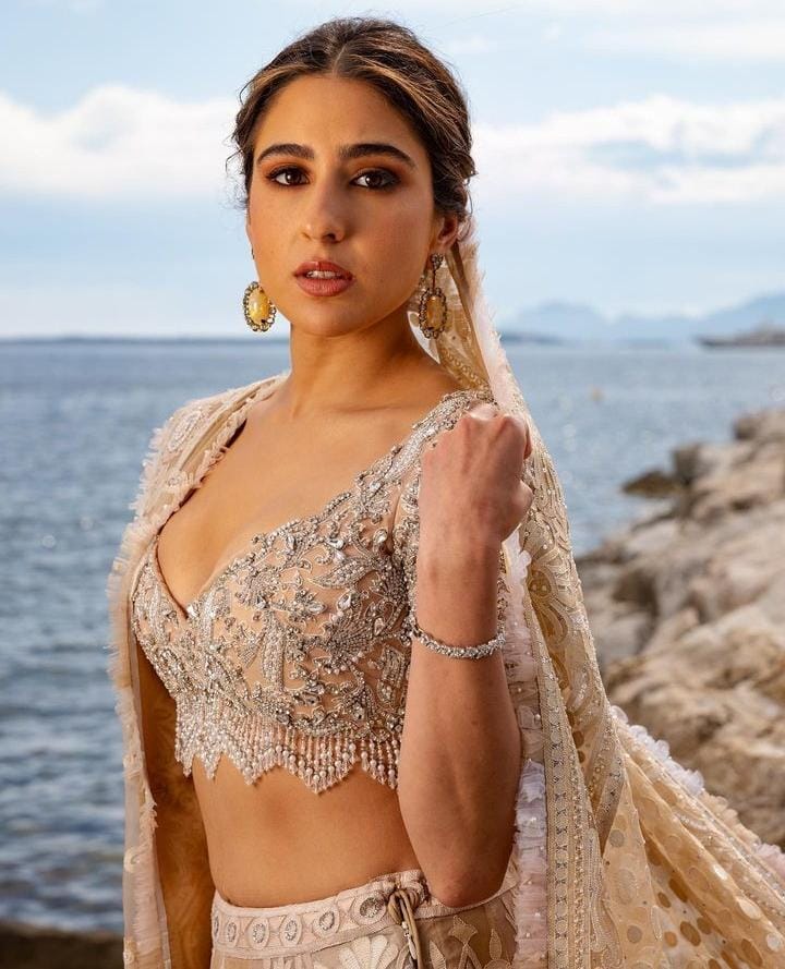 sara ali khan