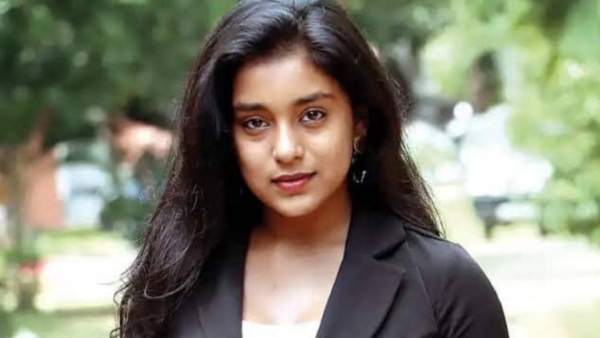 Sumbul Touqeer Khan Sumbul Touqeer Khan