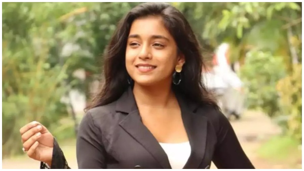 Sumbul Touqueer Khan Sumbul Touqueer Khan